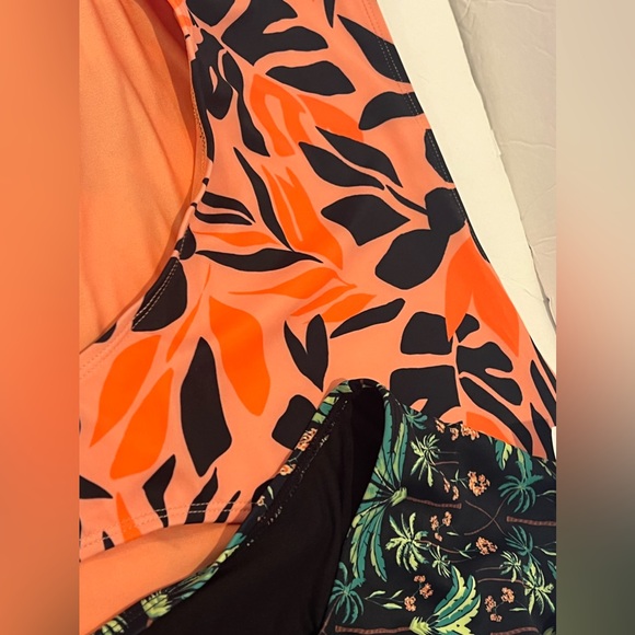 Old Navy Bikini Swim Bottoms XL Set Of 2 X-Large 18 Tropical Floral Trendy Cute - Picture 3 of 11